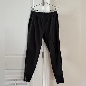 Lululemon Men’s Surge Hybrid Pant Size S (shorter)